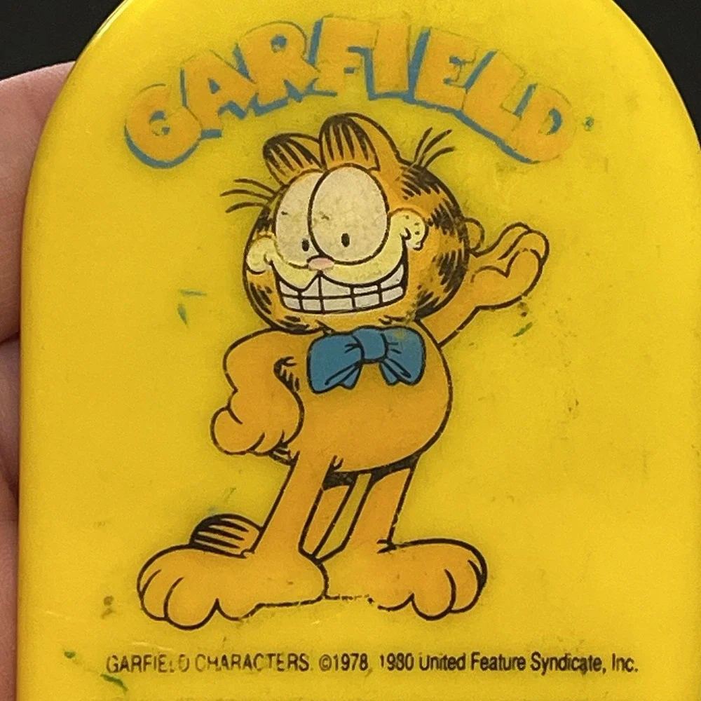 Vintage GARFIELD Plastic Pocket Folding Mirror Replacement Part Piece 1980
